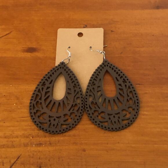 Bohemian Lightweight Wooden Filigree Laser Cut Teardrop Earrings Lot of 3 Pair - Picture 5 of 16